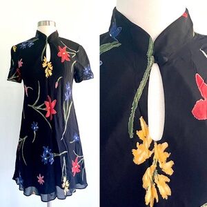 Vintage 90’s black floral keyhole neck mandarin collar dress